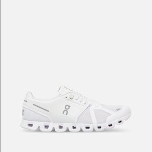 On Running Cloud Women’s Sneakers White size 6.5